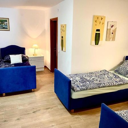 Apartments Villa-Passat Πόρετς Εξωτερικό φωτογραφία