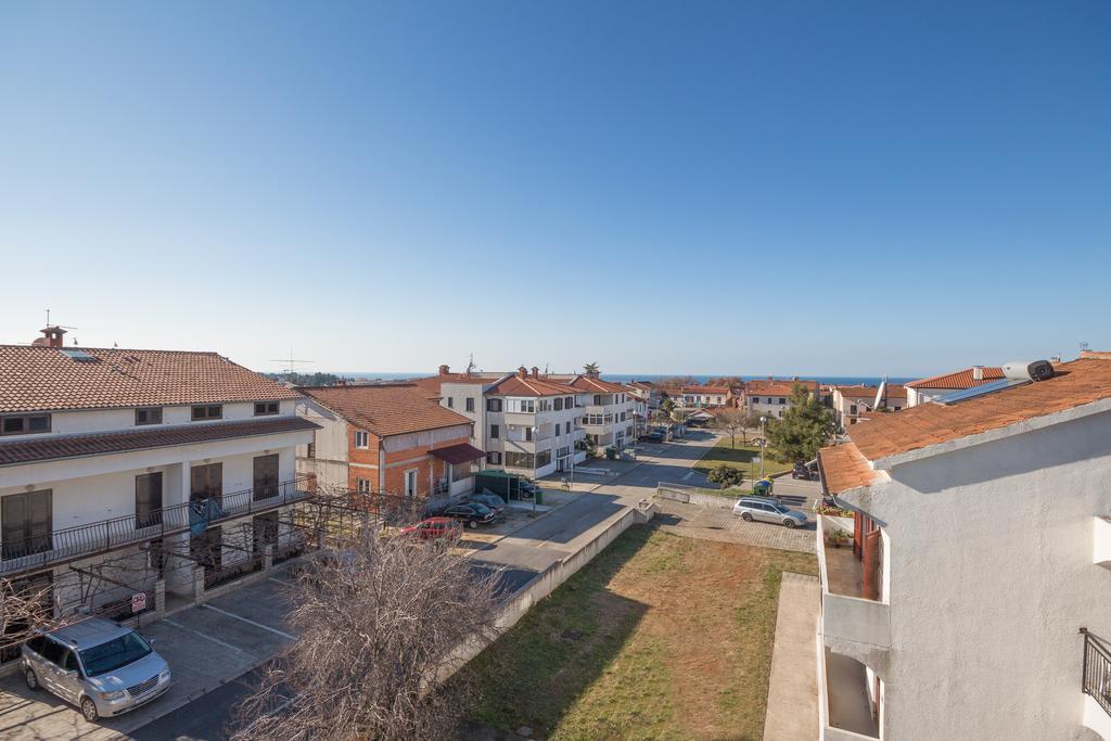 Apartments Villa-Passat Πόρετς Εξωτερικό φωτογραφία