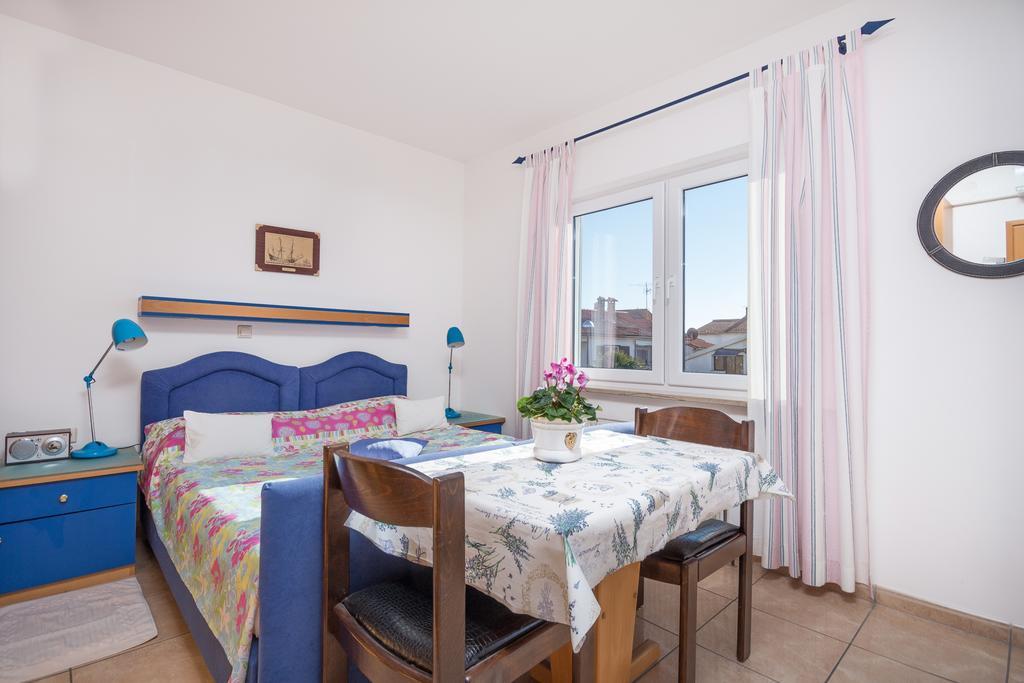 Apartments Villa-Passat Πόρετς Εξωτερικό φωτογραφία