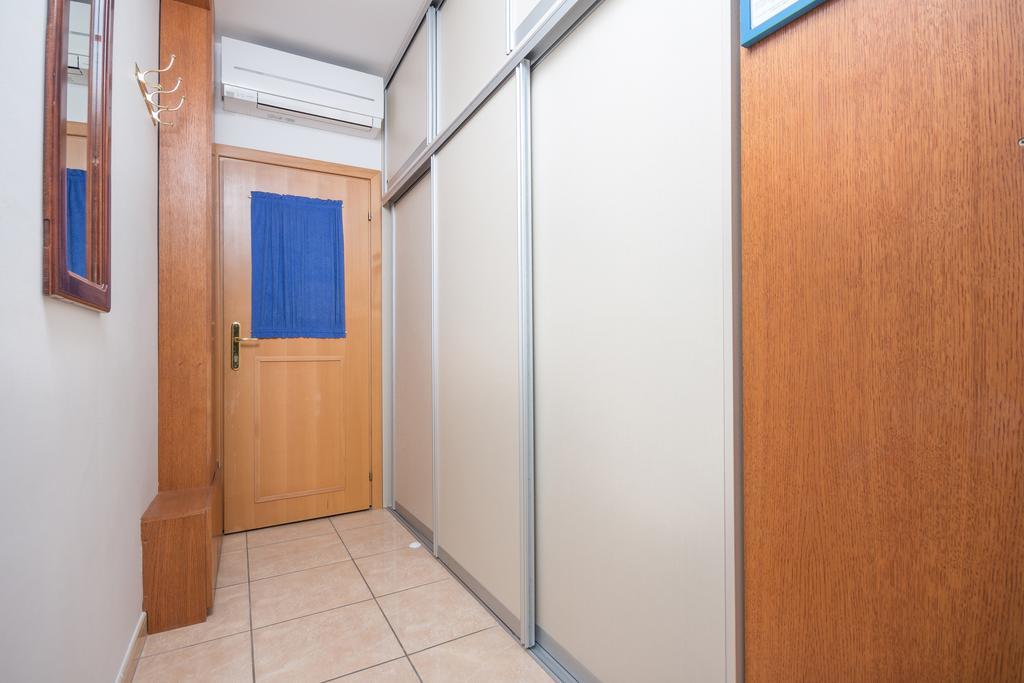 Apartments Villa-Passat Πόρετς Εξωτερικό φωτογραφία