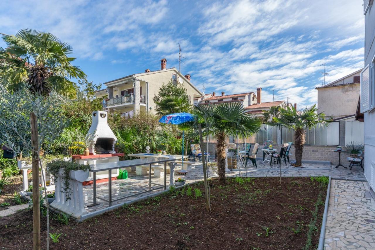 Apartments Villa-Passat Πόρετς Εξωτερικό φωτογραφία