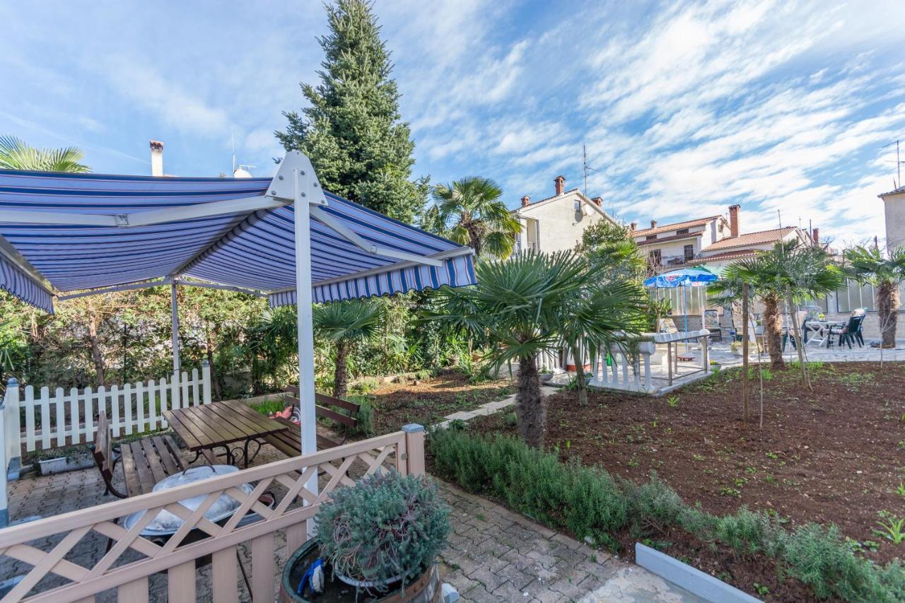 Apartments Villa-Passat Πόρετς Εξωτερικό φωτογραφία