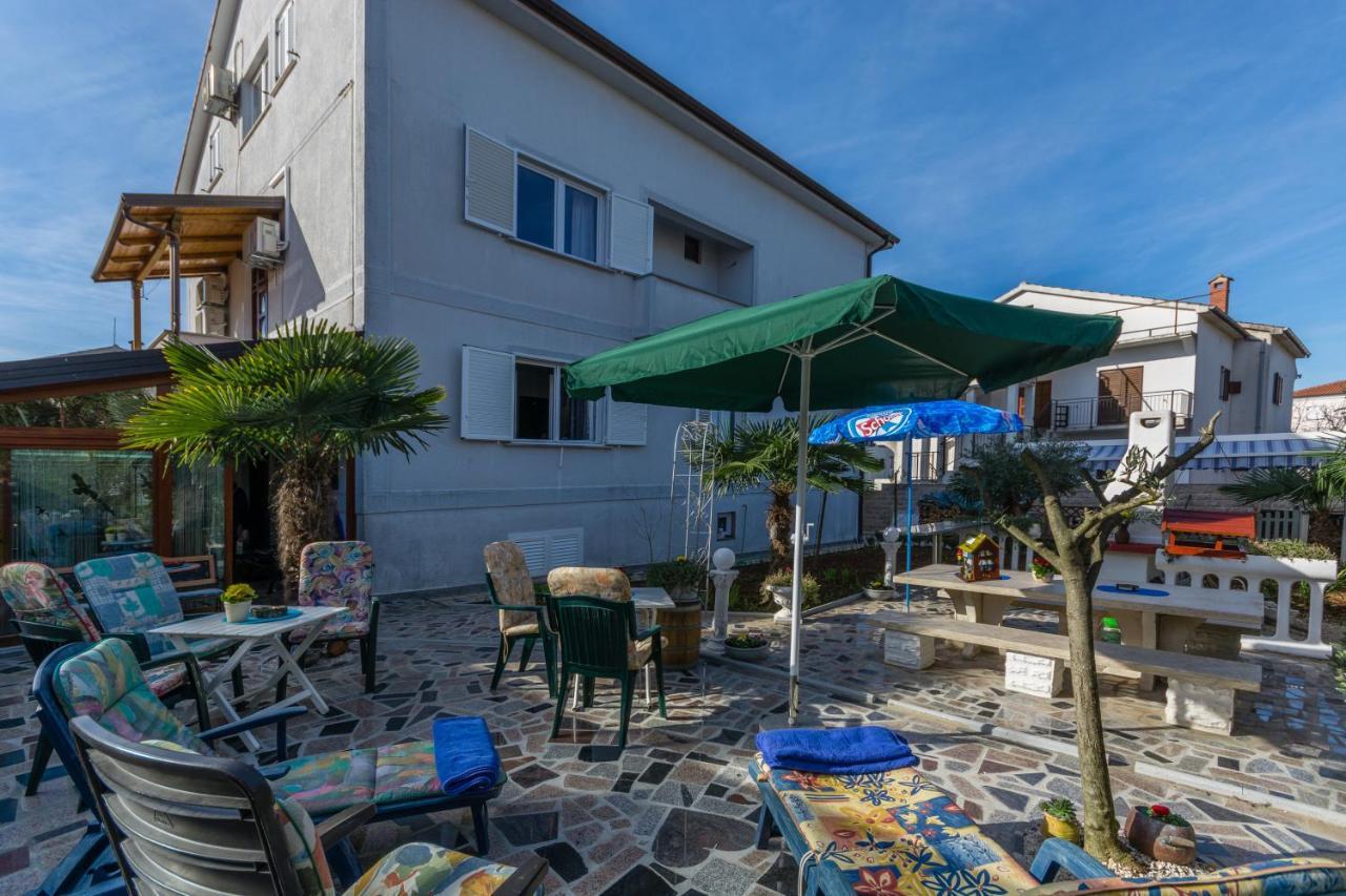 Apartments Villa-Passat Πόρετς Εξωτερικό φωτογραφία